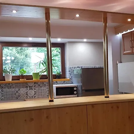 Basinek 3* موشينا