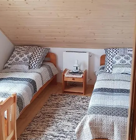 Basinek فندق مبيت وإفطار