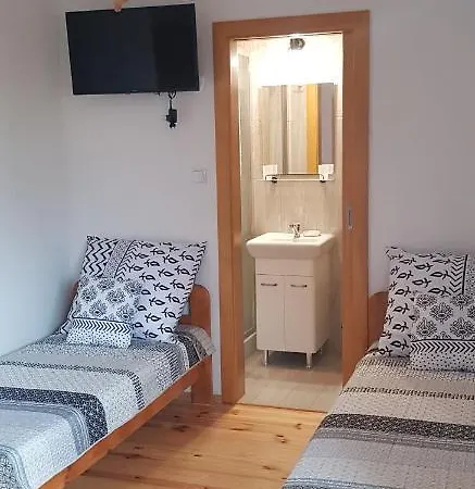 Basinek 3* موشينا