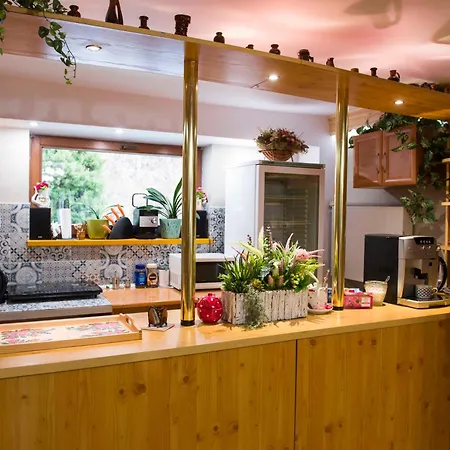 Basinek فندق مبيت وإفطار 3*